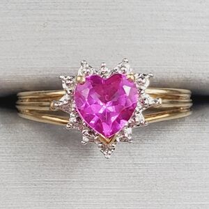 10k Hot Pink Topaz Ring